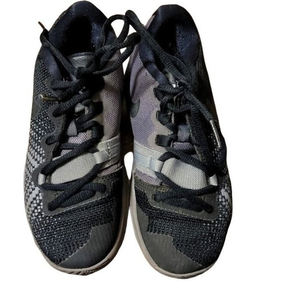 Nike Kyrie Irving shoes